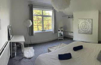 Stunning Bebington Maisonette - large private drive and entrance, good transport links - Foto 16