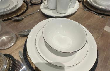 Cosy 2 Bed House near Birmingham Airport & NEC - Foto 3