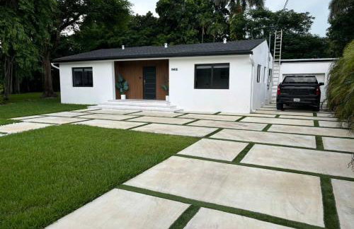 Luxury Villa Azure with Heated Pool 20 minutes to Beach - Foto 70