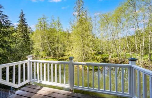 Hillside Cottaga- Private pond, hot tub, game room, by ONP - Foto 22