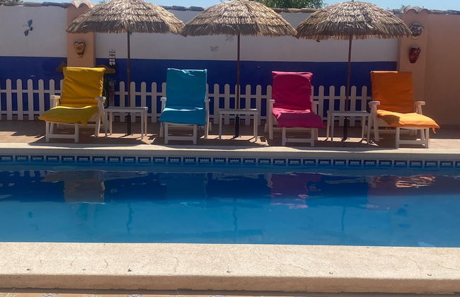 2 Bed-sleeps 4-mtn View-private Pool & Terrace - Photo 10