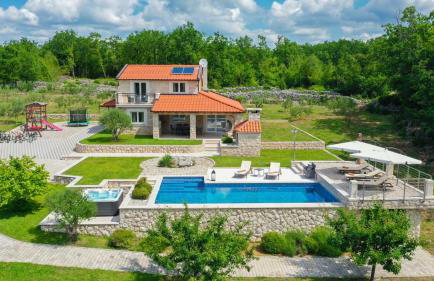 Villa Drazana - Makarska by Villas Guide - Foto 1