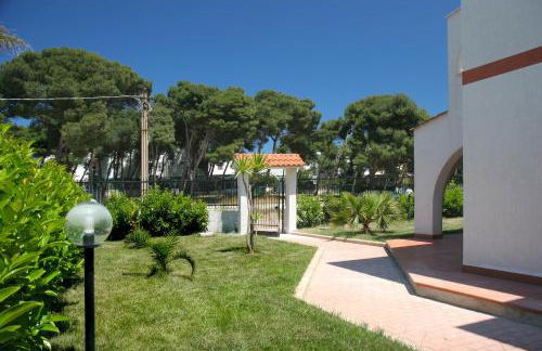 Appartamento con prato inglese destro Salento - Foto 25