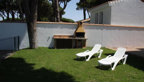 Moderno y amplio chalet, con piscina privada - Foto 2, sunbed