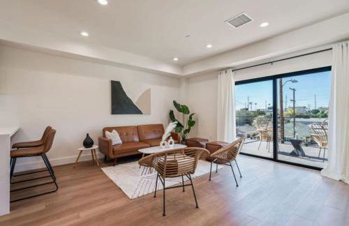 ArtsDistrictDtLA-2022 BUILT WithVIEWS WD - GARAGE - Foto 17