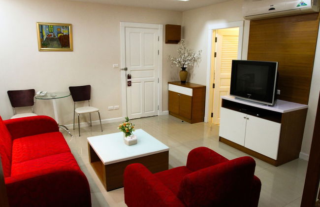 Unico Srinakarin Residence - Photo 6