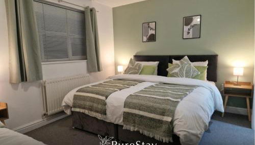 Superb & Beautiful Stourport Home with 7 Beds by PureStay - Foto 4
