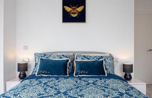 Villa Amalfi 2BR Urban Retreat - Foto 25