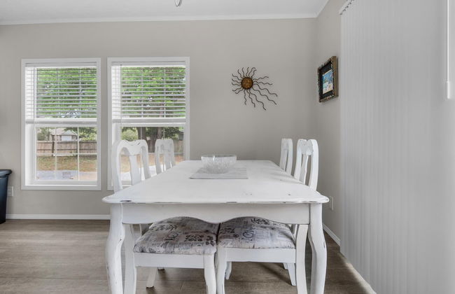 Beachin' Fun - Photo 10