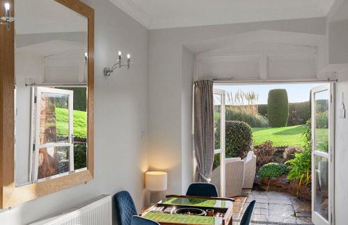 Manor House Apartment - Indoor Heated Pool, Parking - Foto 12