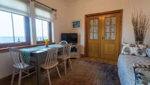 Luxury Seaside Home with Incredible Views - Foto 3