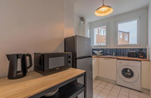 Two bedroom apartment near shops & tram - Foto 8