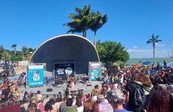 Pé na praia Acomodação - Foto 20