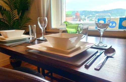 Vale View Apartment, Prestatyn, North Wales - a stylish, dog-friendly holiday let just a 5 min walk to beach & town! - Foto 11