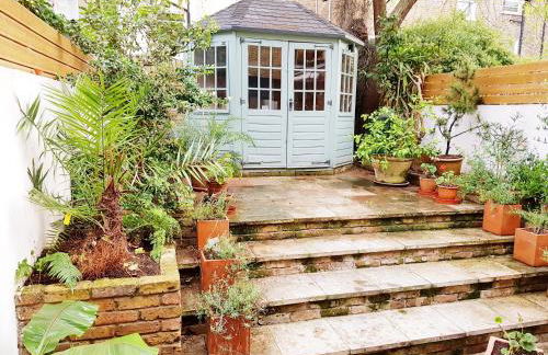 Pretty Maida Vale Apartments - Photo 24