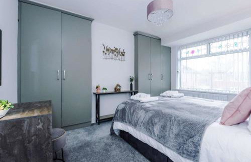 3 Bedroom Free Parking Hale Home - Foto 17