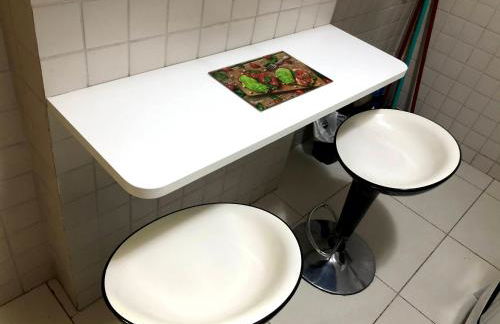 Apto com Estilo e Conforto no Centro - Foto 22