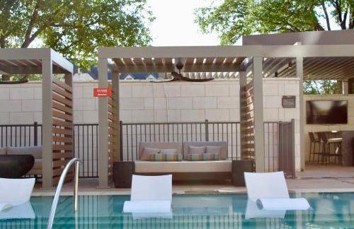 12 Min to Downtown Balcony Apt with Free Parking - Foto 15