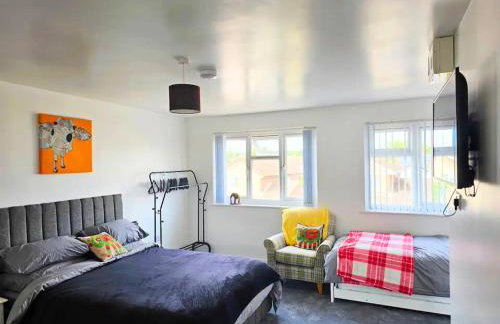 Badger Haven, Apartment 4 - Photo 3