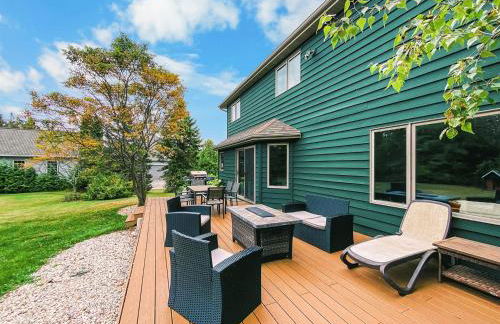 Charming Sister Bay Home Backyard Oasis & HotTub - Foto 60