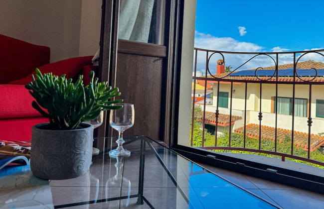 Casa Lyam in Cabras With 2 Bedrooms and 1 Bathrooms - Photo 2