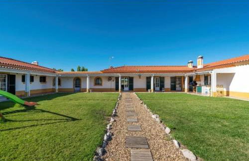 Spacious villa with private pool in Grândola - Foto 3