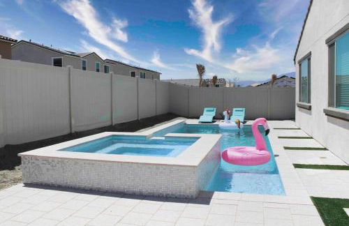 Modern Desert Oasis - Foto 1