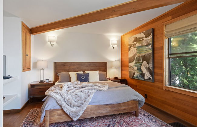 Snowshoe Cabin 3 Decks, BBQ & Hot Tub! - Foto 5