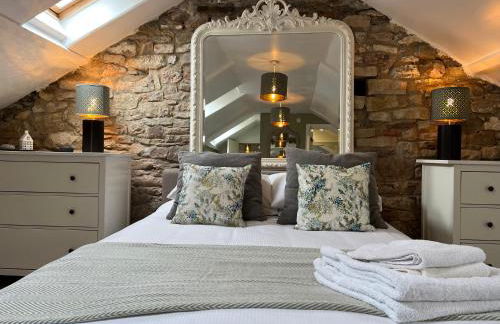 The Old Farmhouse - Photo 24