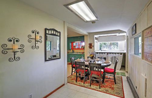 Quiet Durango Farmhouse with Beautiful Yard and Gazebo - Foto 13