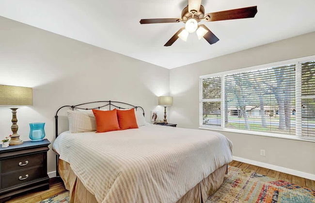 The Billie Goat Haus - Hot Tub -steps to Main St! - Foto 7