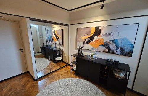 Exclusive top floor 2-bedroom flat - Photo 17