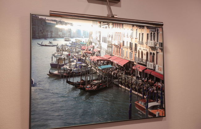 Hosthub 2 Bedroom near Dry Bridge SmartTV - Photo 23