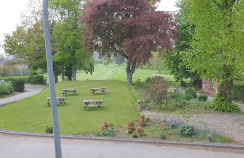 Lovely home close to City Center & Rail Station - Foto 14