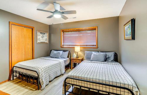 Steps to White River Cabin Retreat with Dock Access - Foto 19