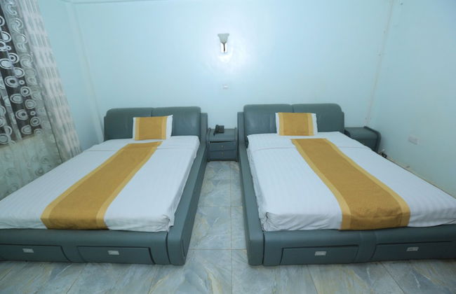 Goldmark Apartments - Photo 7