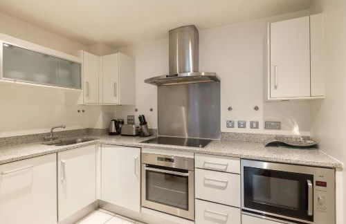 Two Bedroom Modern Apartment - Foto 6