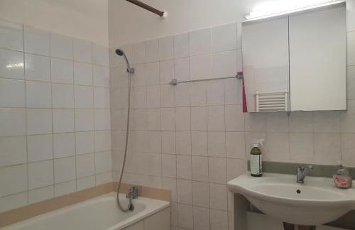 LMZ Calm appartement with view, equipped for groups - Foto 5