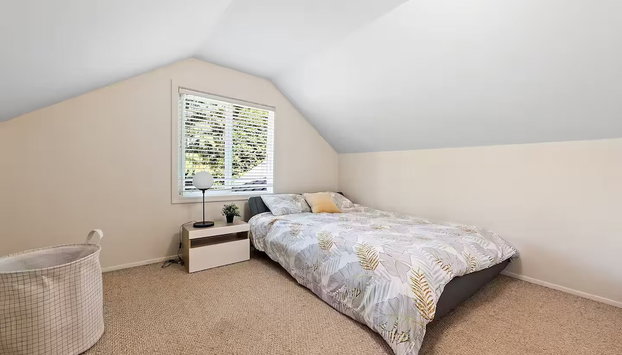 Private park in a cozy home next to I-90 huge yard - Foto 2, Habitación