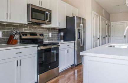 Landing Stylish 1BD Pool Clubhouse - Photo 47