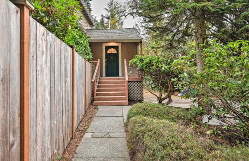 Cozy Redmond Retreat Spacious Deck and Yard! - Foto 27