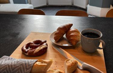Shannon suite- Home away from Home-suitable for couples, contractors and NHS- free parking - Foto 23