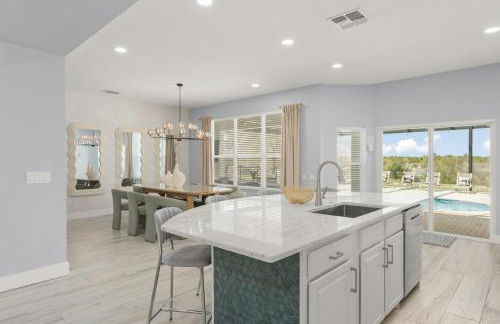 Fabulous Windsor Hills View - Huge pool deck - newly redecorated open plan - Foto 24