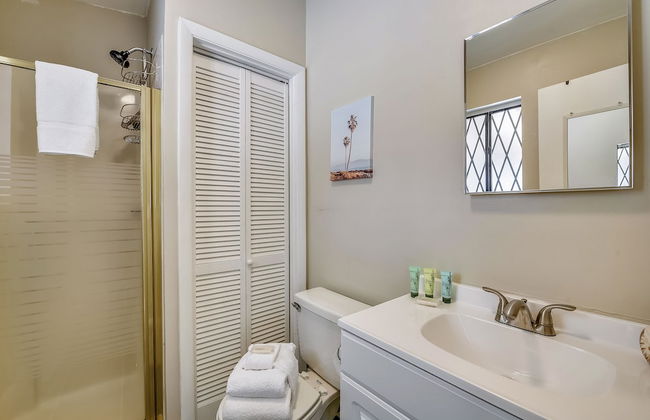 Emerald Sunset by Book That Condo - Photo 35