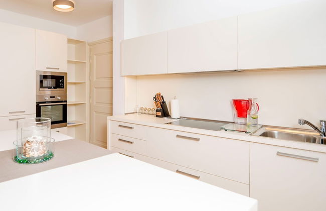 VIP Apartment - Photo 9