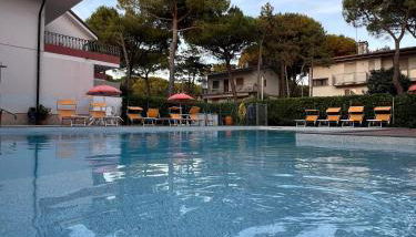 Casa Bianca Village Apartments - Foto 2