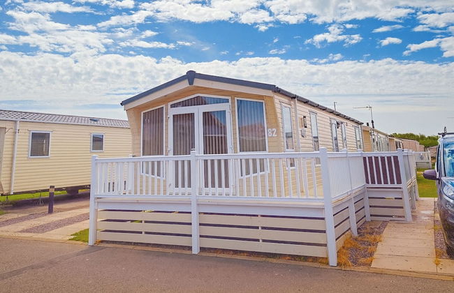 2 bed Platinum-sleeps 6-decking-free Parking - Foto 1