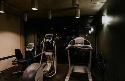 Timeless Modern Luxury at Bellerive on the River - Photo 37