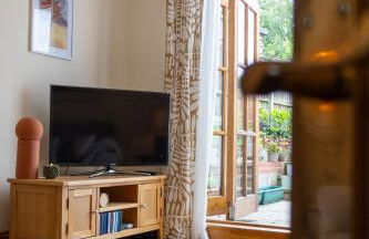 Cottage in Central Burbage Leicestershire - Photo 30