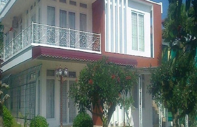 Villa Kota Bunga Protea - Photo 38